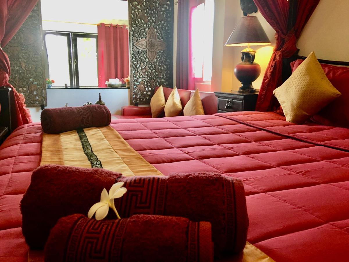 Naraya Homestay San Pa Tong Eksteriør billede