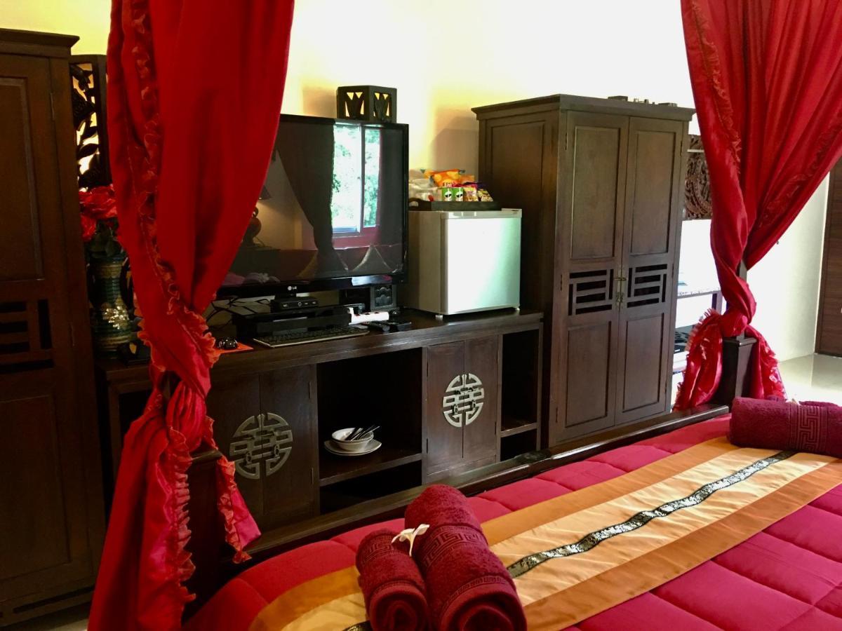 Naraya Homestay San Pa Tong Eksteriør billede