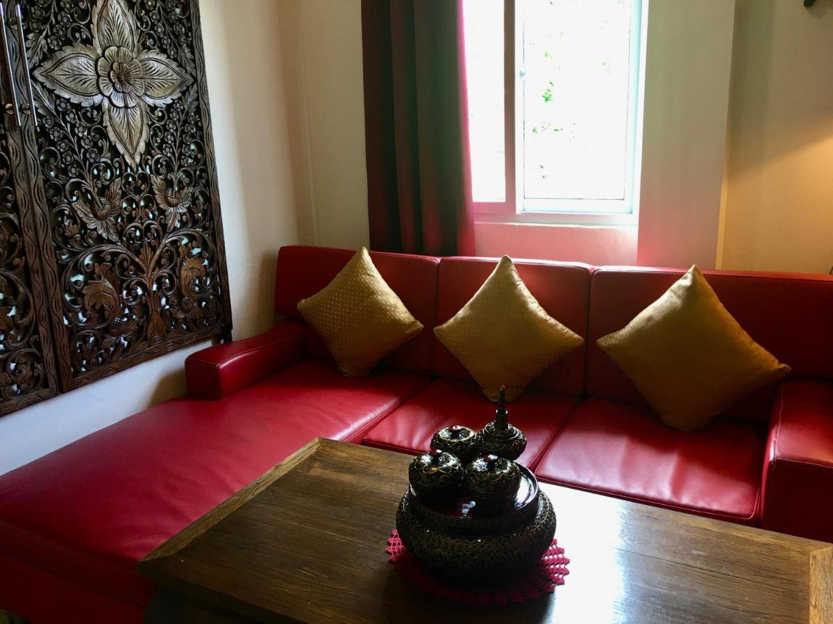 Naraya Homestay San Pa Tong Eksteriør billede