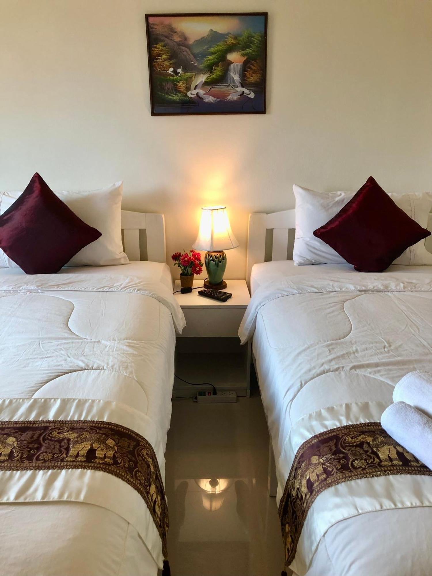 Naraya Homestay San Pa Tong Eksteriør billede