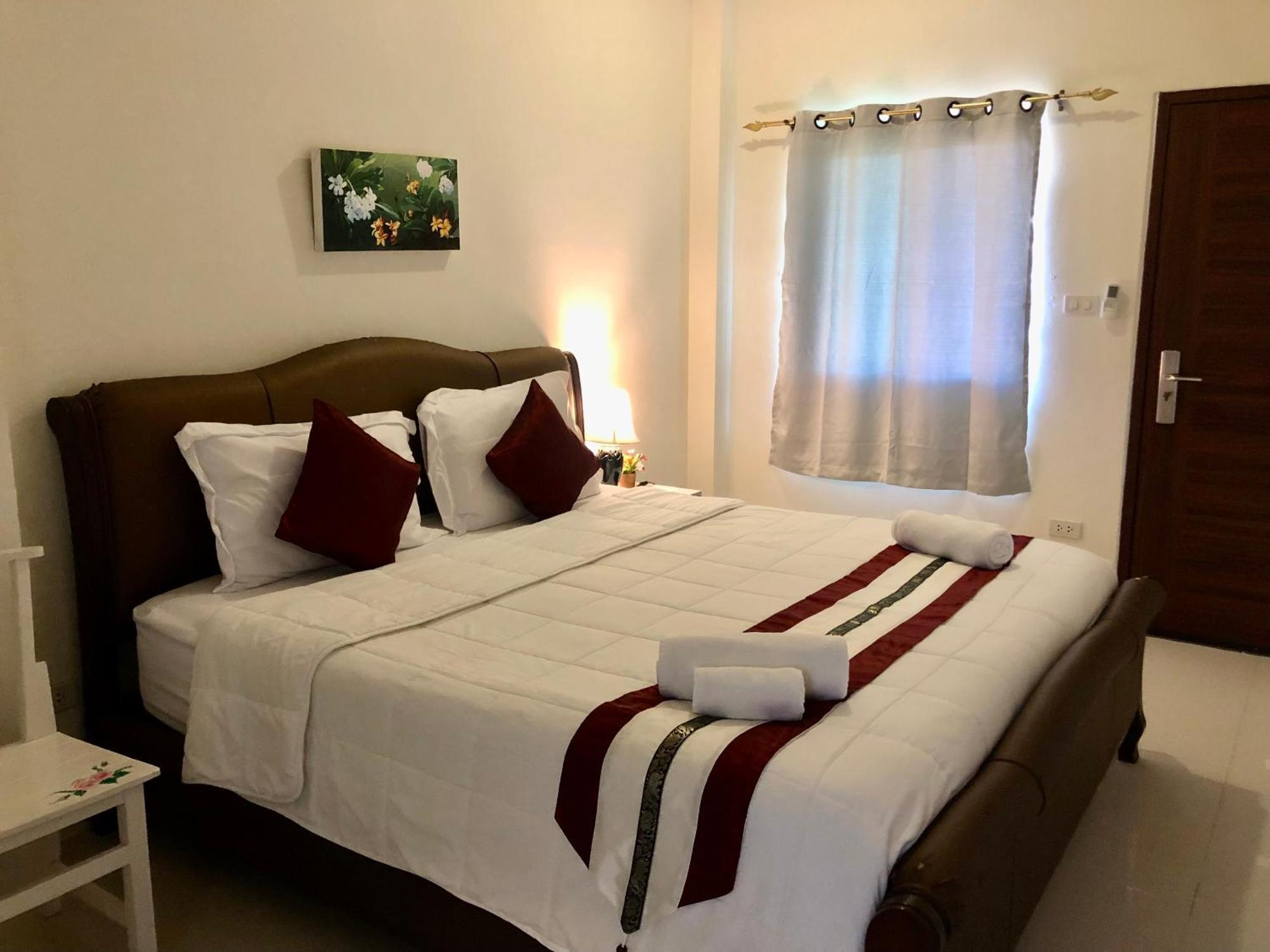 Naraya Homestay San Pa Tong Eksteriør billede
